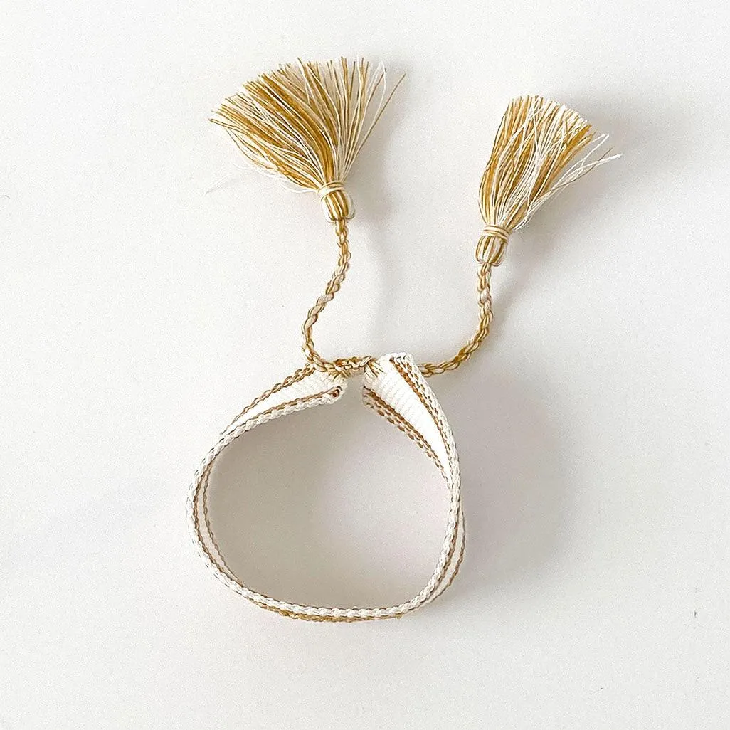 C'est La Vie Adjustable Bracelet | White/Gold