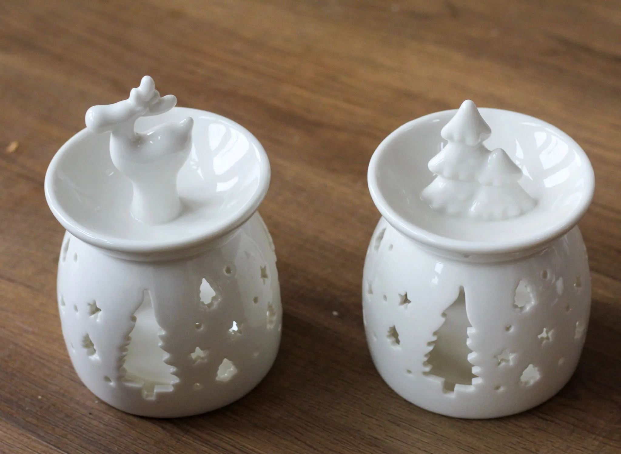 Festive Ceramic Oil/Wax Burner - Various Styles