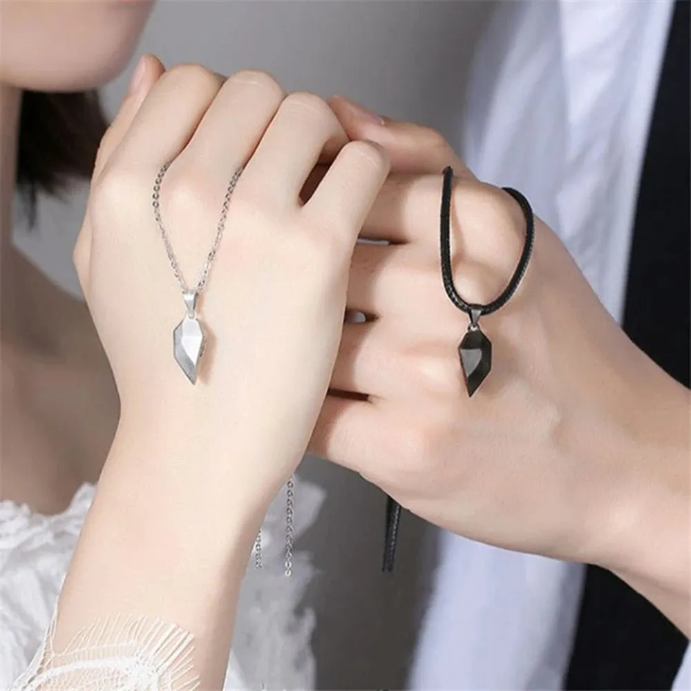 Magnetic Couple Necklace - Fashion Magnetic Couple Necklace For Lovers