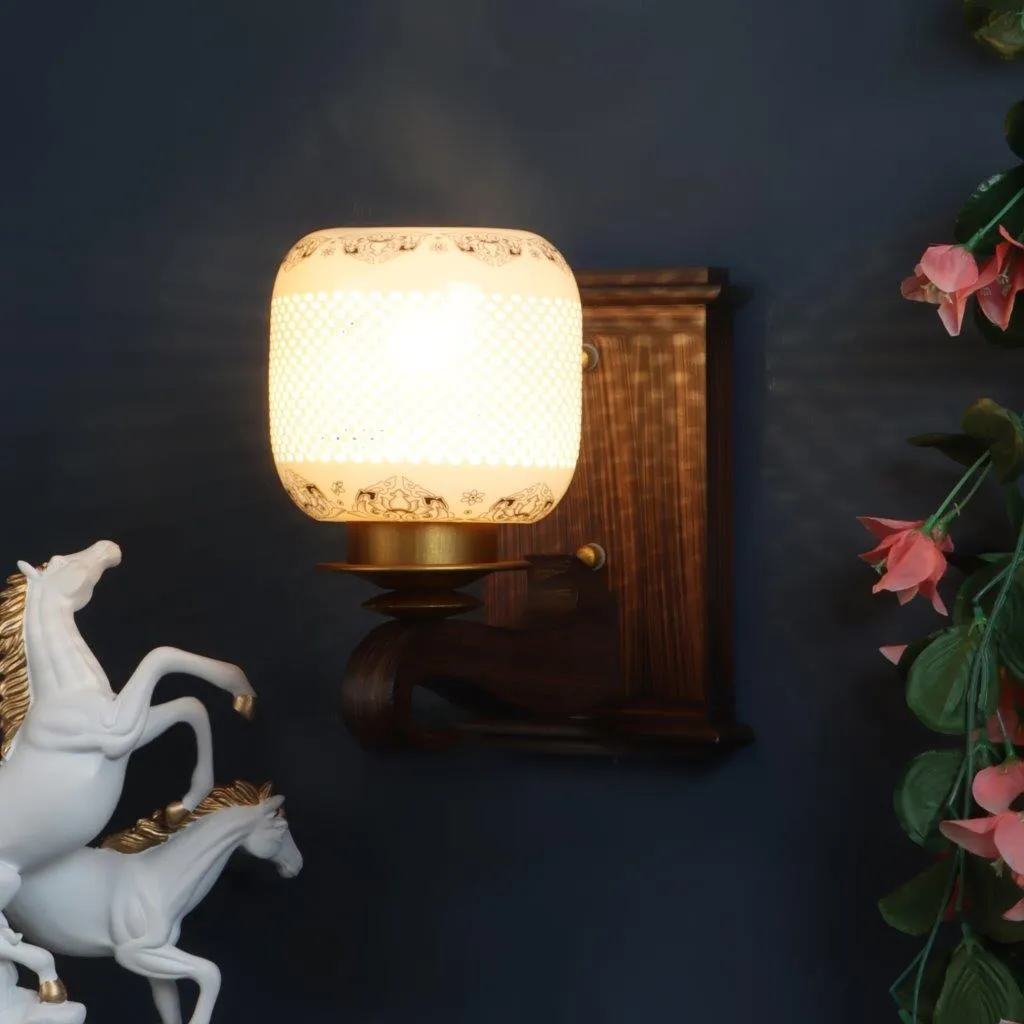 Pardo Brown Wood Wall Light - S-208-1W - Included Bulbs