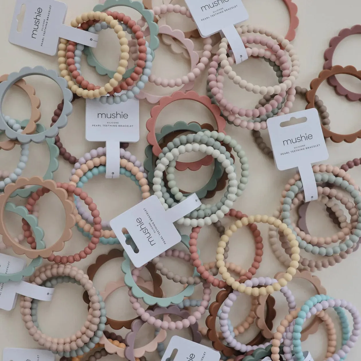 Pearl Teether Bracelet (Linen/Peony/Pale Pink)